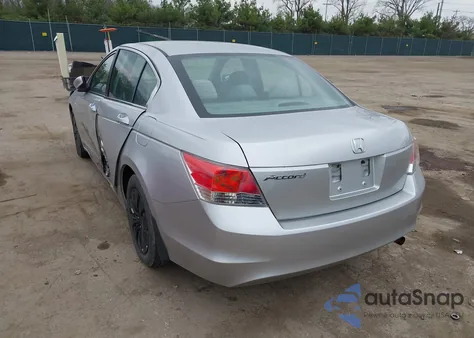 2010 Honda Accord 2.4 Lx z USA, uszkodzony, nr VIN 1HGCP2F30AA134655